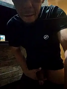 Santanacumxplod online show from September 20, 2025, 4:02 am