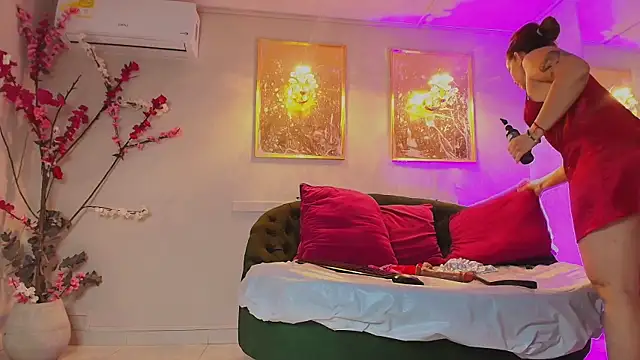 scarlette69 online show from April 21, 2026, 1:42 am