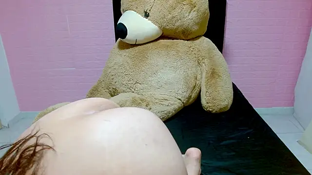 DULCE1609 online show from February 5, 2025, 1:37 am