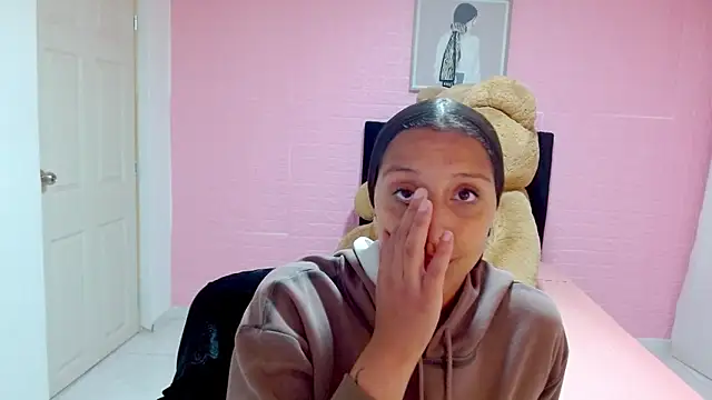 DULCE1609 online show from February 18, 2025, 10:25 pm