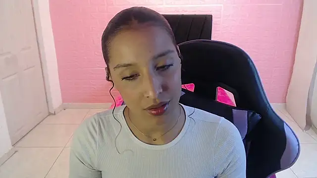 DULCE1609 online show from April 21, 2026, 8:12 pm