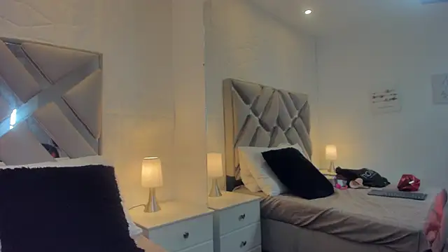 raquell moore online show from February 28, 2025, 12:52 pm