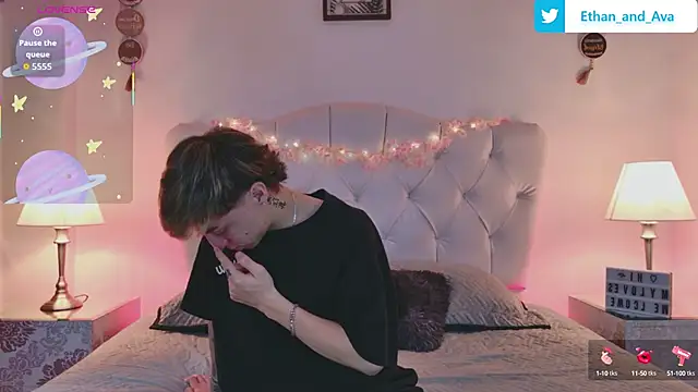 ethan and ava online show from September 20, 2025, 1:23 pm