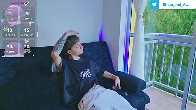 ethan and ava online show from October 10, 2025, 12:37 pm