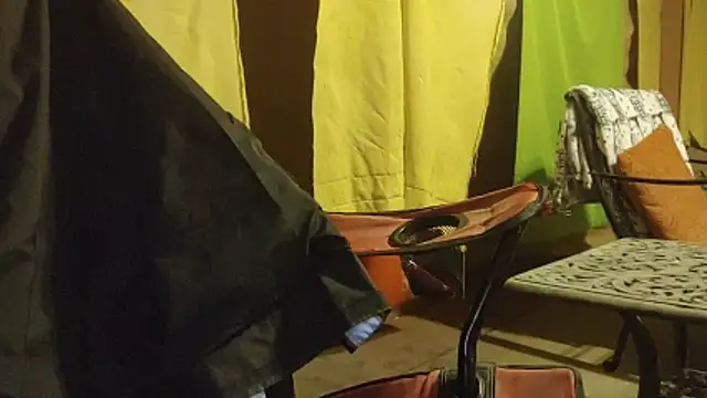 bwcbeat83 online show from January 15, 2026, 1:43 am