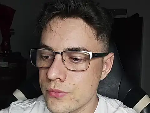 Dyllan   online show from October 21, 2025, 2:56 am