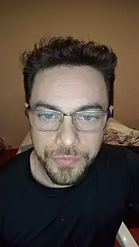 Snapshot of Dyllan__ chatting on June 26, 2026, 12:48 am Dyllan online show from June 26, 2026, 12:48 am