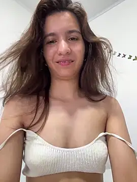 Bella still online show from February 11, 2026, 1:27 pm