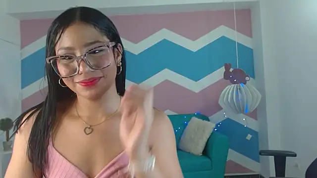 miss honey01 online show from January 22, 2025, 2:37 am