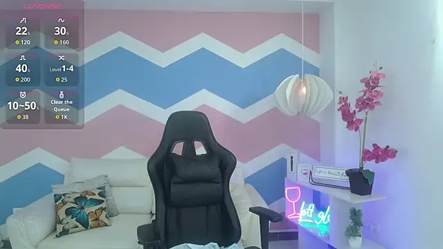 miss honey01 online show from September 23, 2025, 11:41 pm