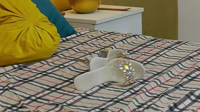 Annabellerise online show from March 13, 2025, 9:16 pm