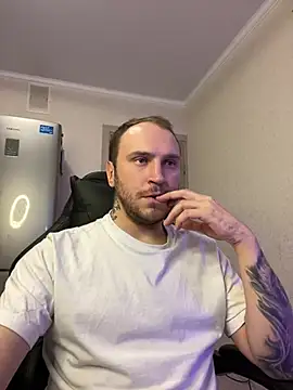  XxX-XxX  online show from February 22, 2025, 1:00 am