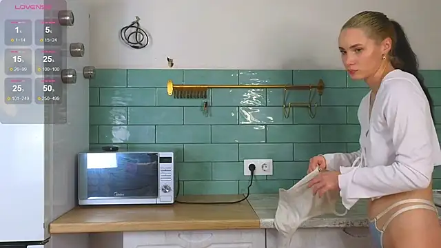 too sexxxy online show from January 27, 2025, 1:16 am