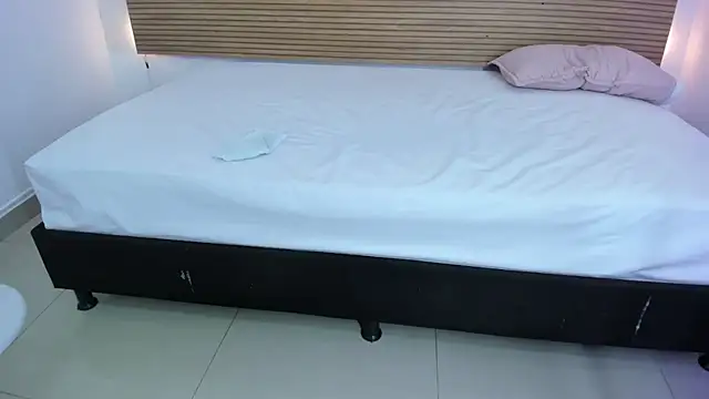 LucyCanel online show from February 15, 2025, 2:11 pm