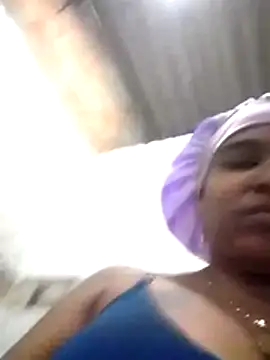 Teresa mm online show from November 29, 2025, 2:20 pm