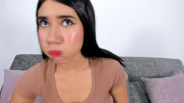 Alondra Cutie online show from September 26, 2025, 8:40 am