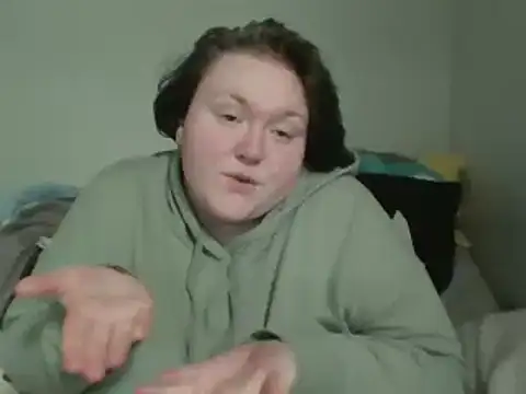 CorgiGodez98 online show from February 12, 2025, 11:40 am