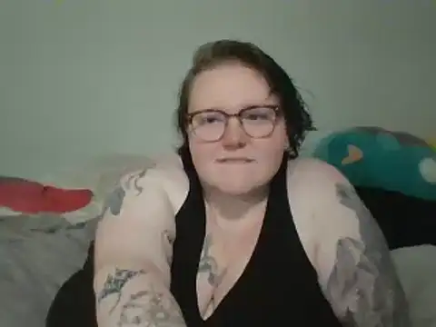 CorgiGodez98 online show from February 14, 2025, 7:38 am