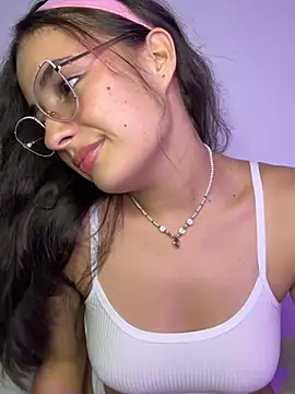 baaby-miiaa online show from February 25, 2026, 3:38 am