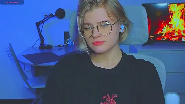  JessieVibes online show from February 8, 2025, 4:47 pm