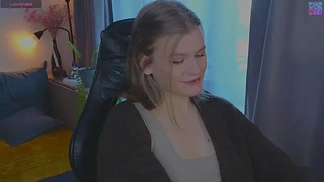  JessieVibes online show from April 24, 2026, 1:57 pm