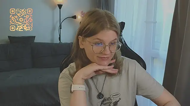 Snapshot of _JessieVibes chatting on July 19, 2026, 1:37 pm JessieVibes online show from July 19, 2026, 1:37 pm