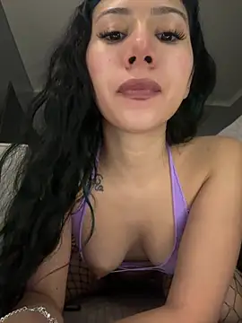 Snapshot of emilyslut2005 chatting on January 24, 2025, 2:39 am emilyslut2005 online show from January 24, 2025, 2:39 am