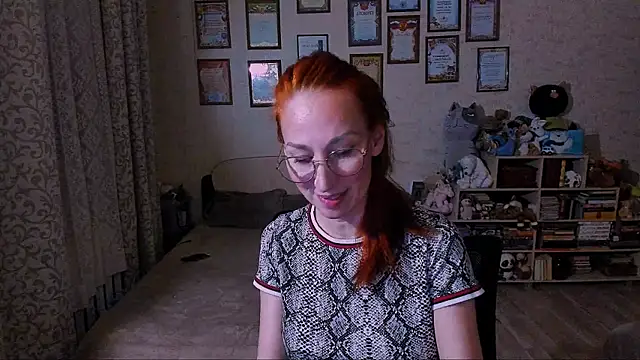 red rocco online show from February 19, 2025, 6:43 pm