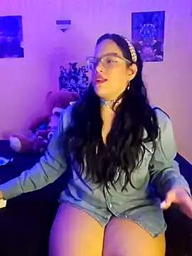 katrina29 online show from February 4, 2025, 3:11 am