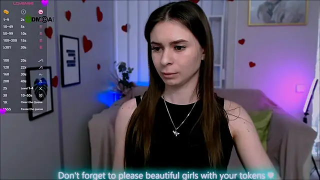 flora ri online show from March 11, 2025, 1:12 pm