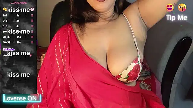 Snapshot of Bengali_Cute_Girl chatting on July 8, 2026, 2:38 am Bengali Cute Girl online show from July 8, 2026, 2:38 am