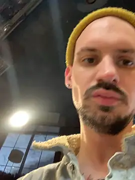 AssHunter4k online show from February 24, 2025, 7:11 am