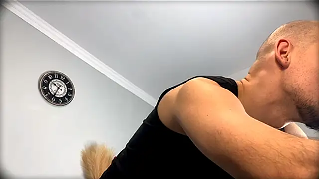 AssHunter4k online show from March 16, 2025, 2:33 pm