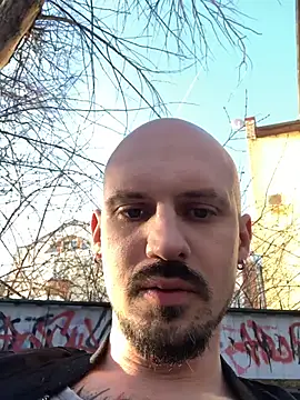 AssHunter4k online show from April 1, 2026, 3:42 pm