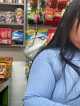 Miia Jazmin online show from November 29, 2025, 6:22 pm