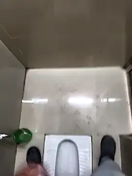 Snapshot of Raziv_komal143 chatting on February 25, 2025, 6:25 am Raziv komal143 online show from February 25, 2025, 6:25 am