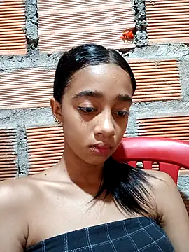 Zoe Sweett18 online show from October 18, 2025, 12:28 pm