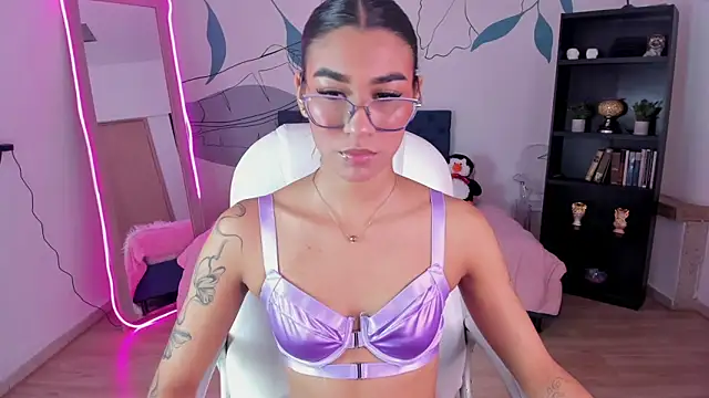 Dana Paula online show from November 30, 2025, 11:47 am