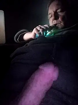 Snapshot of Paolo7619 chatting on February 3, 2025, 4:25 am Paolo7619 online show from February 3, 2025, 4:25 am