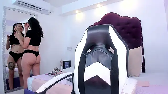 Snapshot of ana_liebert chatting on February 22, 2025, 11:46 am ana liebert online show from February 22, 2025, 11:46 am