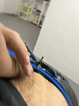 Diegoalejandro0Oo online show from January 17, 2026, 10:13 pm