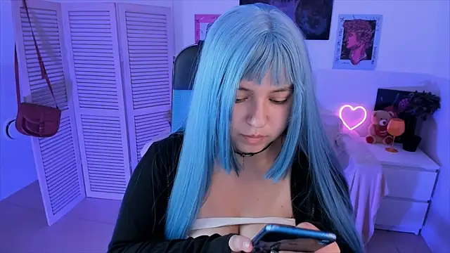 DiaAngell online show from September 23, 2025, 7:50 pm