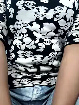 Leoni G online show from December 21, 2025, 7:59 am