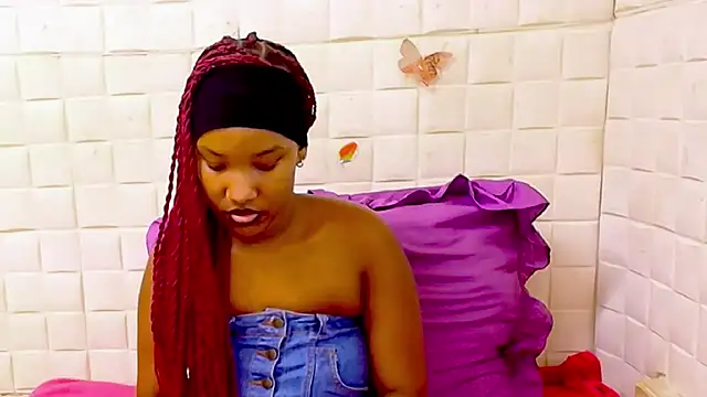 EroticSexyPrada online show from March 9, 2026, 5:50 pm