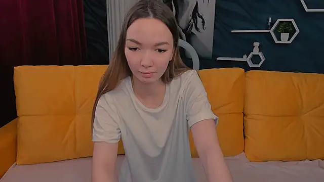 SusannJohnson online show from February 26, 2025, 3:21 am