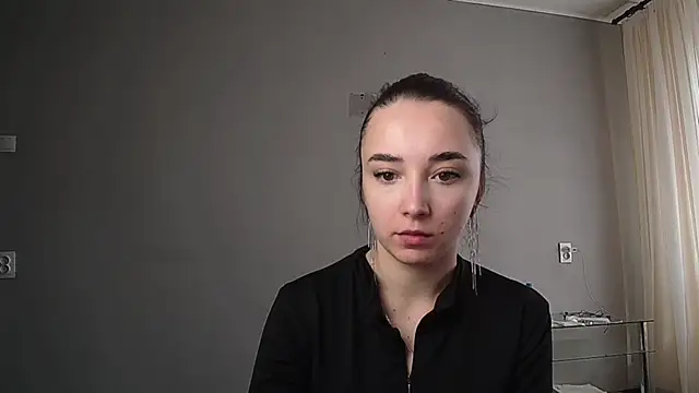 Eva Gloryy online show from March 18, 2025, 12:25 pm