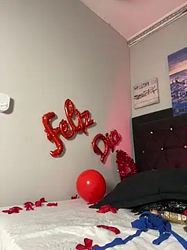 Lili  taylor online show from February 15, 2025, 2:11 pm