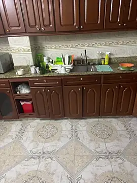 Lili  taylor online show from February 18, 2025, 10:16 am