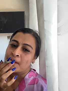 Lili  taylor online show from February 23, 2025, 3:51 pm