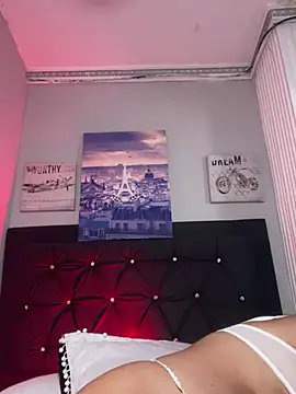 Lili  taylor online show from March 11, 2025, 11:55 am